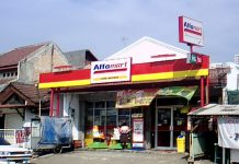 Kisah Alfamart yang Digugat Gara-Gara Sumbangan dan CSR