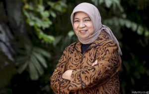 Strategi dan Kebijakan Industri Kosmetik Halal Wardah dalam Menghadapi Pandemi Covid-19