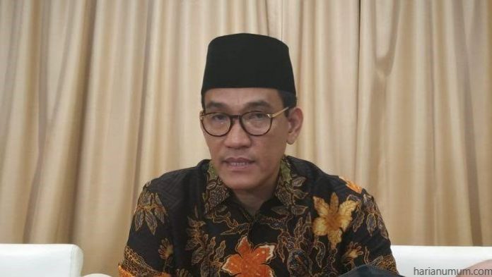 Pakar HTN: Tumpang Tindih Keppres No. 11/2020 dengan Keppres No. 12/2020 Munculkan Dua Situasi Darurat di Indonesia