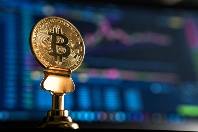 andre-francois-mckenzie-JrjhtBJ-pGU-unsplash Regulasi Perdagangan Aset Kripto sebagai Subjek Bursa Berjangka dalam Upaya Pencegahan Money Laundry di Era Digital