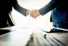 TINJAUAN YURIDIS TERHADAP UPAYA MITIGASI RISIKO PENURUNAN ANGKA MERGER DAN AKUISISI DI INDONESIA PADA MASA PANDEMI COVID-19