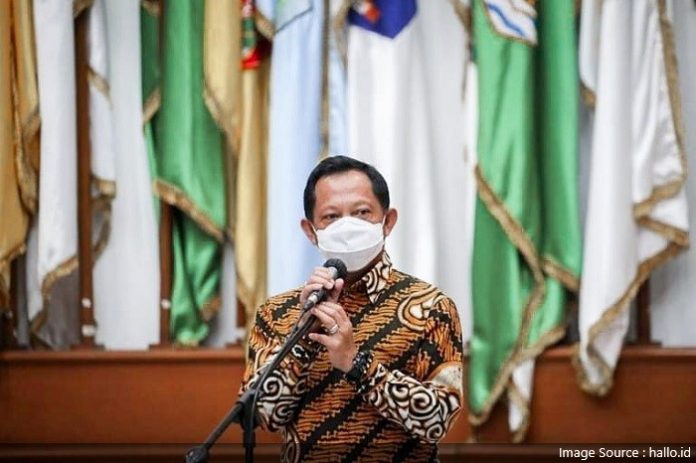 Mendagri Terbitkan Instruksi Pemberlakuan Pembatasan Kegiatan di 7 Provinsi Mendagri Terbitkan Instruksi Pemberlakuan Pembatasan Kegiatan di 7 Provinsi