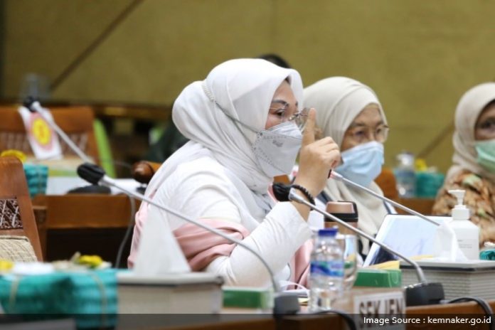 Pemerintah Berupaya Menyempurnakan Empat RPP Klaster Ketenagakerjaan Pemerintah Berupaya Menyempurnakan Empat RPP Klaster Ketenagakerjaan