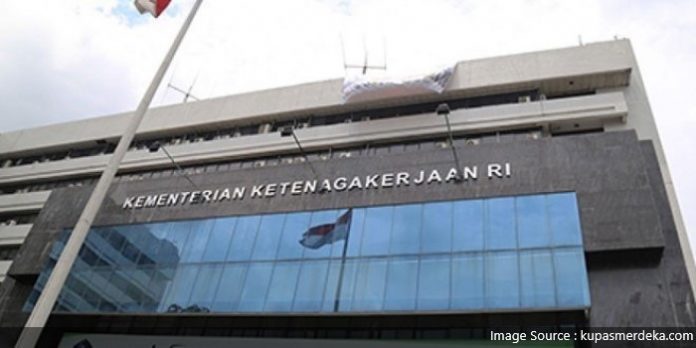 Menaker Terbitkan Regulasi Baru, Industri Padat Karya Bisa Sesuaikan Upah Menaker Terbitkan Regulasi Baru, Industri Padat Karya Bisa Sesuaikan Upah