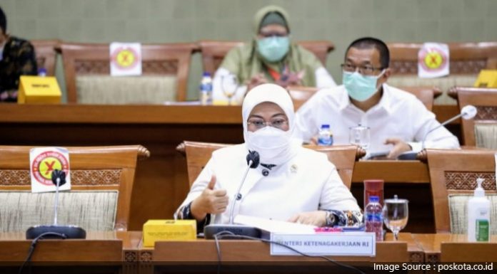 Program JKP Berikan Tiga Manfaat Bagi Pekerja Yang Terkena PHK