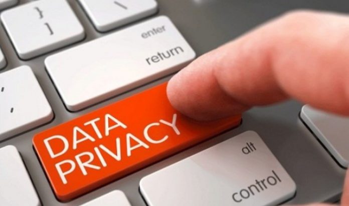 Data Pribadi Digarap Industri, Namun Pengawasannya Masih Lemah Data Pribadi Digarap Industri, Namun Pengawasannya Masih Lemah