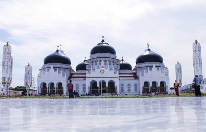 Di tengah Ambisi Kepariwisataan Halal Indonesia Terselip Regulasi yang Belum Tuntas
