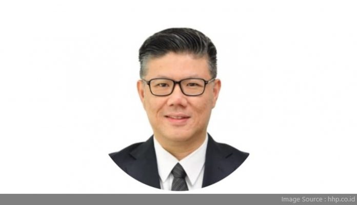Andi Yusuf Kadir Perantauan, Tantangan, Hingga Pencapaian Sebagai Senior Partner dan Arbiter