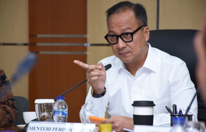 Ini Alasan Menperin Cabut Izin Operasi dan Mobilitas Kegiatan Usaha 5193 Perusahaan Ini Alasan Menperin Cabut Izin Operasi dan Mobilitas Kegiatan Usaha 5193 Perusahaan