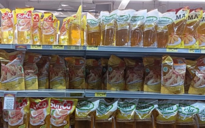KPPU Selidiki 8 Pelaku Usaha Besar Terkait Kartel Minyak Goreng KPPU Selidiki 8 Pelaku Usaha Besar Terkait Kartel Minyak Goreng