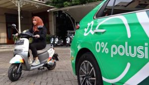 OJK Janjikan Bunga Murah Bagi Kredit Kendaraan Ramah Lingkungan