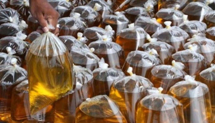 Rombak Total, Pemerintah Terbitkan Aturan Minyak Goreng Sawit Curah Rombak Total, Pemerintah Terbitkan Aturan Minyak Goreng Sawit Curah