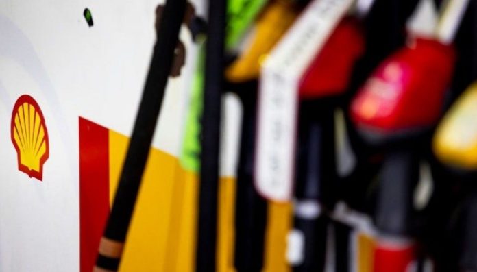 Shell tarik bisnis dari Rusia Shell tarik bisnis dari Rusia