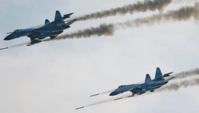 Ukraina Desak Zona Larangan Terbang, Putin Ancam Status Kenegaraan Ukraina Bisa Hilang! Ukraina Desak Zona Larangan Terbang, Putin Ancam Status Kenegaraan Ukraina Bisa Hilang!