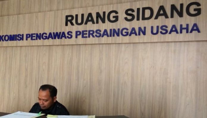 Terlambat Laporkan Akuisisi, Perusahaan Sawit Ini Dikenakan Sanksi 1 Miliar oleh KPPU Terlambat Laporkan Akuisisi, Perusahaan Sawit Ini Dikenakan Sanksi 1 Miliar oleh KPPU