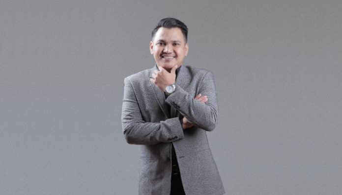 Roberto Leiwakabessy, SH., CLA Roberto Leiwakabessy, SH., CLA