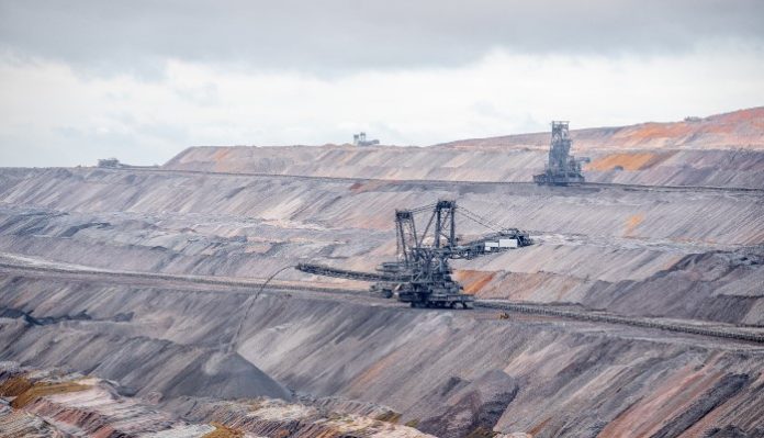 Terhambat Birokrasi, Berikut Sederet Dokumen Lingkungan yang Harus Diurus Pengusaha Batubara Terhambat Birokrasi, Berikut Sederet Dokumen Lingkungan yang Harus Diurus Pengusaha Batubara