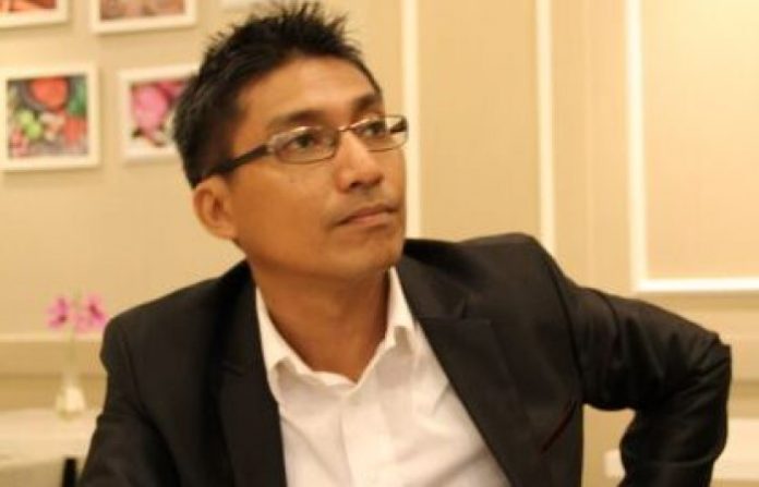 Sempat Menjadi Pengamen, Marulam Hutauruk Ceritakan Perjalanan Karirnya Menjadi Praktisi KI Sempat Menjadi Pengamen, Marulam Hutauruk Ceritakan Perjalanan Karirnya Menjadi Praktisi KI