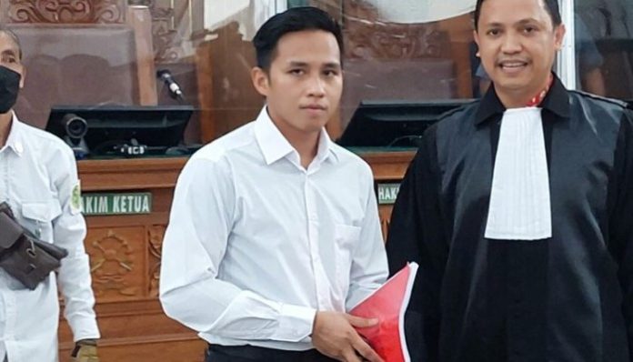 Kuasa hukum Bharada E Minta Sidang Kliennya Dipisah, Pahami Hak-Hak Justice Collaborator! Kuasa hukum Bharada E Minta Sidang Kliennya Dipisah, Pahami Hak-Hak Justice Collaborator!