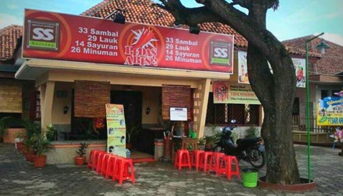 Waroeng SS Memotong Gaji Karyawan Penerima Bantuan Subsidi Upah, Memangnya Boleh Secara Hukum Waroeng SS Memotong Gaji Karyawan Penerima Bantuan Subsidi Upah, Memangnya Boleh Secara Hukum