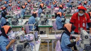 Produsen Sepatu Nike Tawarkan Pengunduran Diri Sukarela kepada Karyawan, Bedakah dengan PHK?