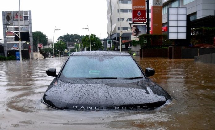 Mobil Terdampak Banjir, Klaim Asuransi Belum Tentu ‘Cair’ Mobil Terdampak Banjir, Klaim Asuransi Belum Tentu ‘Cair’