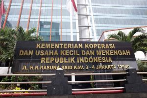 Pemerintah RI: Setop Akun Konten Kreator Thrifting