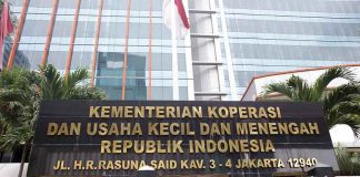 Pemerintah RI: Setop Akun Konten Kreator Thrifting