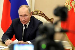 Rusia Mundur dari Perjanjian Nuklir, Apa Dampaknya?