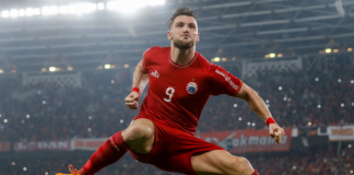 Pemain Persija Marko Simic, Apakah Seorang Pekerja?