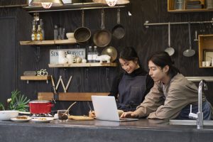 Aspek Kepatuhan Hukum Usaha Restoran