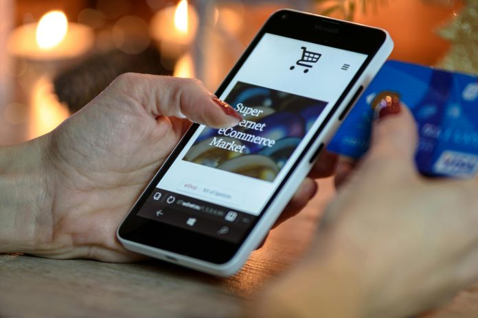Aspek Kepatuhan Hukum yang Wajib Dipenuhi oleh Merchant dalam Perdagangan Online Aspek Kepatuhan Hukum yang Wajib Dipenuhi oleh Merchant dalam Perdagangan Online