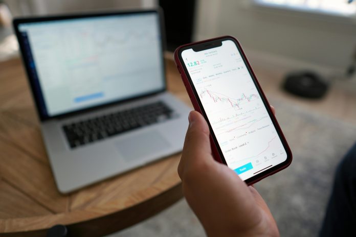 Perlindungan Beneficial Owner Terhadap Saham Titipan Yang Dijual Oleh Nominee