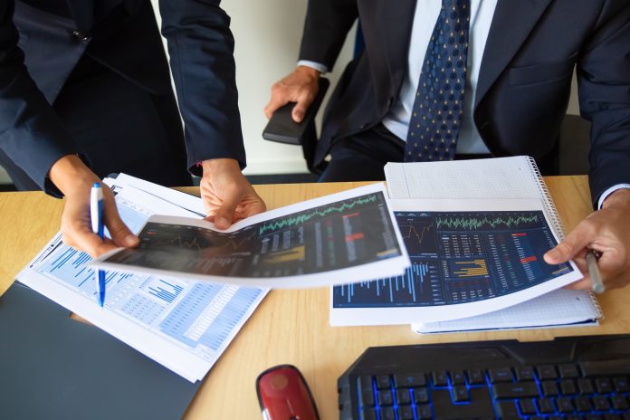 Pemegang Saham Perusahaan Memberhentikan Direktur secara Sepihak, Apakah Melanggar Hukum?