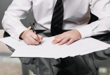 Masih Banyak Perusahaan Kena Denda dari KPPU karena Terlambat Notifikasi Merger dan Akuisisi, Bagaimana Antisipasinya?