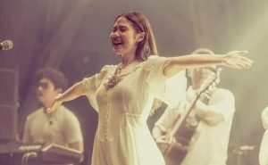 Nadin Amizah Protes Film Gunakan Judul ‘Bertaut’ Tanpa Izin, Alarm Keras untuk Perusahaan Agar Tak Lengah Soal Hak Cipta!