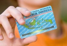 Fotokopi e-KTP Dianggap Berisiko, Tapi Kenapa Masih Jadi Syarat di Banyak Tempat? Fotokopi e-KTP Dianggap Berisiko, Tapi Kenapa Masih Jadi Syarat di Banyak Tempat?