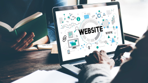 Belum Punya PSE, Lion Air Hingga Shopify Terancam Diblokir Komdigi
